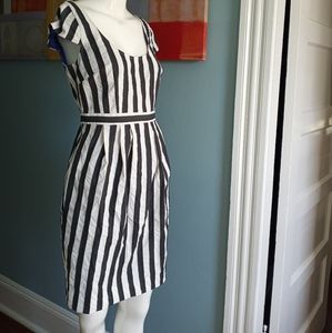 Andrew Marc new dress .size 2 .